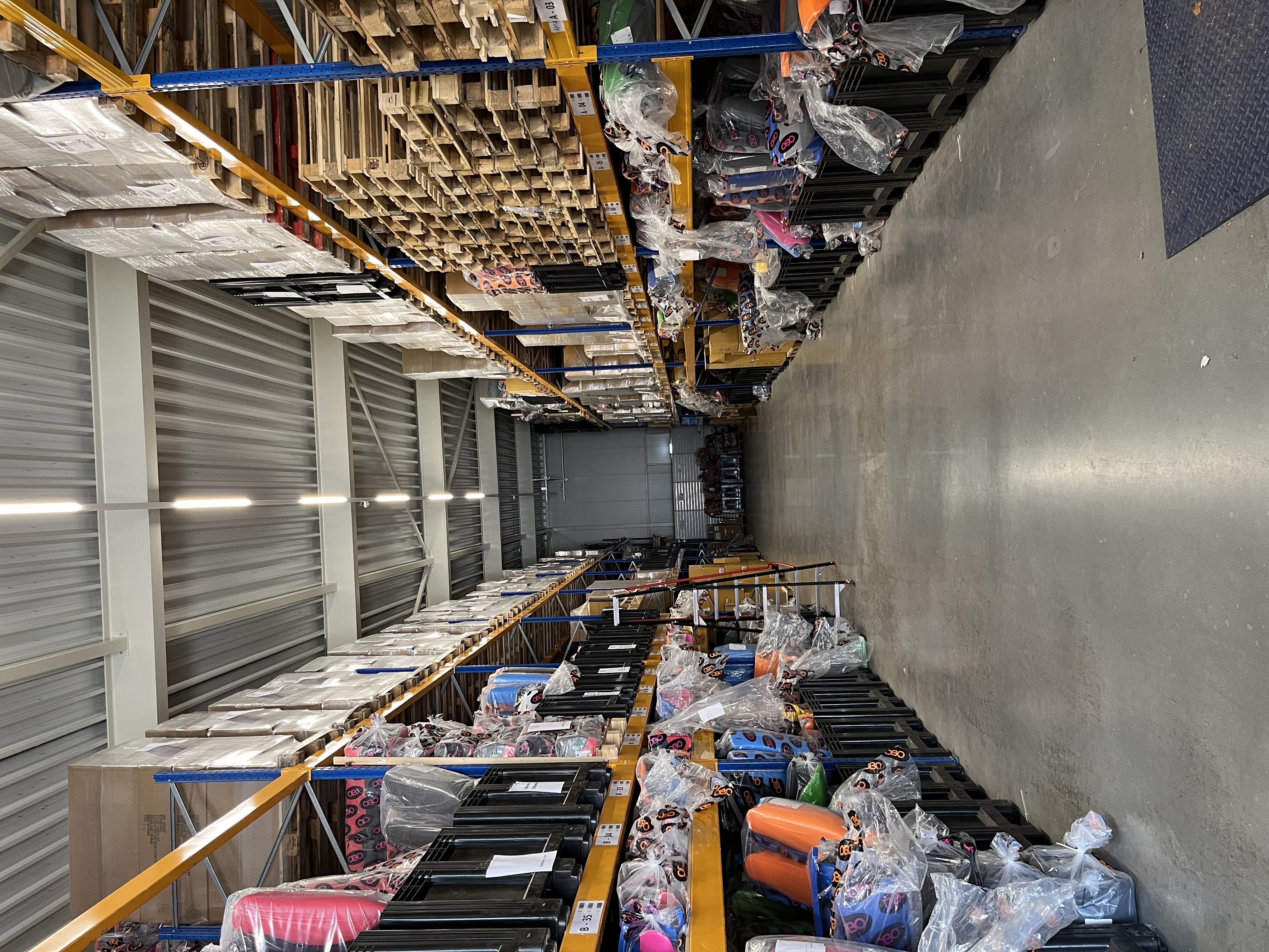 Architectuur, Gebouw, Magazijn, Gangpad, Binnenshuis